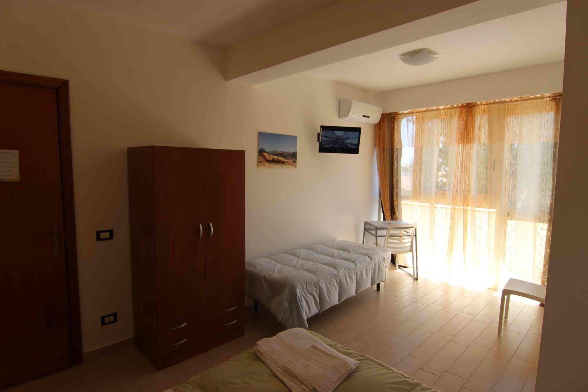 Le Dune Bed & Breakfast San Leone